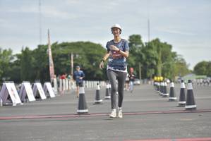 BIB: 461
                            <button type="button" onclick="openModal(4941919)" class="btn btn-primary btn-sm float-right btn-popup" data-toggle="modal" data-target=".modal-high-quality">
                        <i class="fas fa-shopping-cart"></i> Add to Cart
                    </button>
                                            <button type="button" onclick="isThisMe(4941919, true)" class="btn btn-success btn-sm float-right btn-popup btn-isme hidden" data-toggle="tooltip" data-placement="bottom" title="นี่คือรูปของคุณใช่ไหม คลิกที่นี่เพื่อเอาเข้าอัลบั้ม">
                        <i class="fas fa-plus"></i> Add to album
                    </button>
                    <button type="button" onclick="isThisMe(4941919, false)" class="btn btn-warning btn-sm float-right btn-popup btn-isnotme hidden">
                        <i class="fas fa-ban"></i> Remove from album
                    </button>